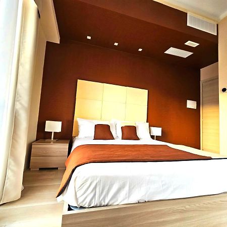 Trilogy Prestige - Central Premium Suites Лечче Екстер'єр фото
